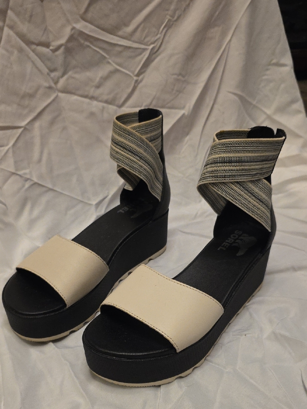 Sorel White and Black Platform Sandals with Striped Ankle Wrap
